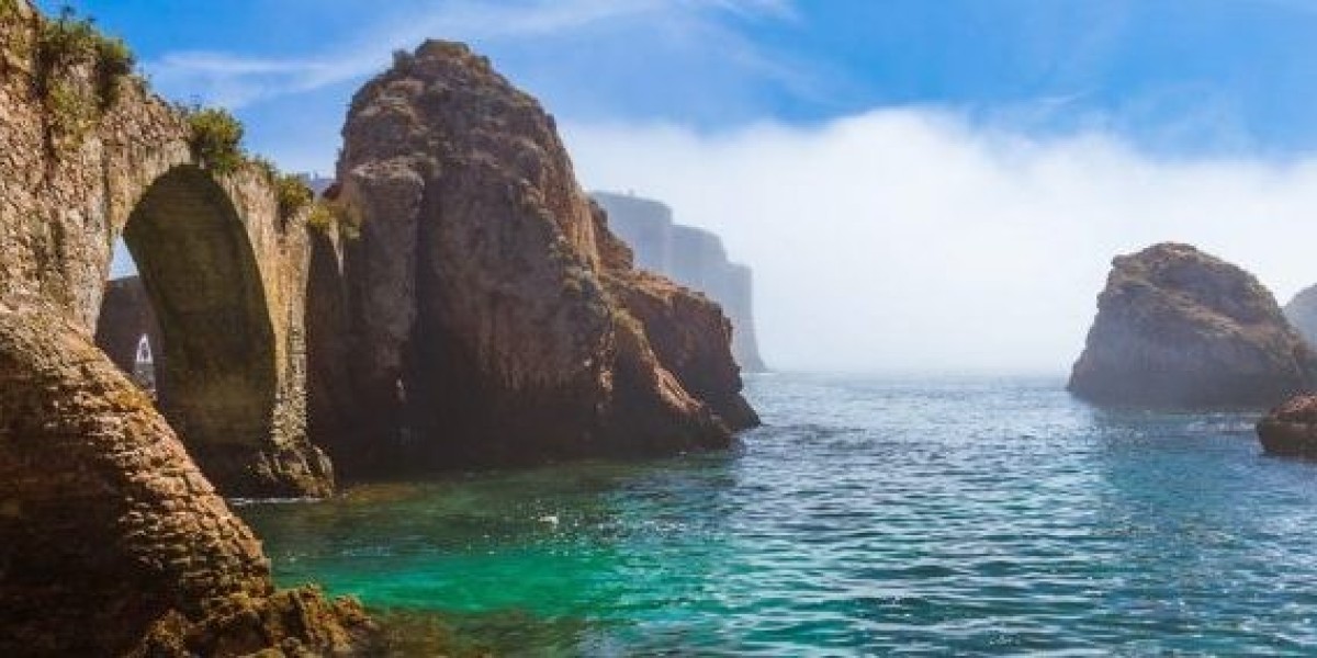 Sustainable Travel Guide to Berlenga Grande Island: Eco-Friendly Tips & Must-Know Info