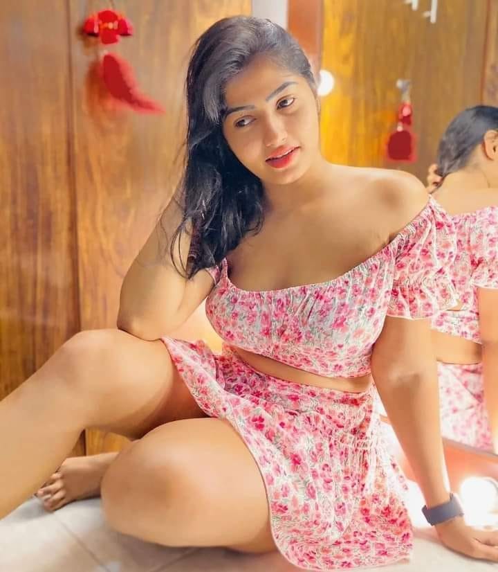 anushka aerocity02 Profile Picture